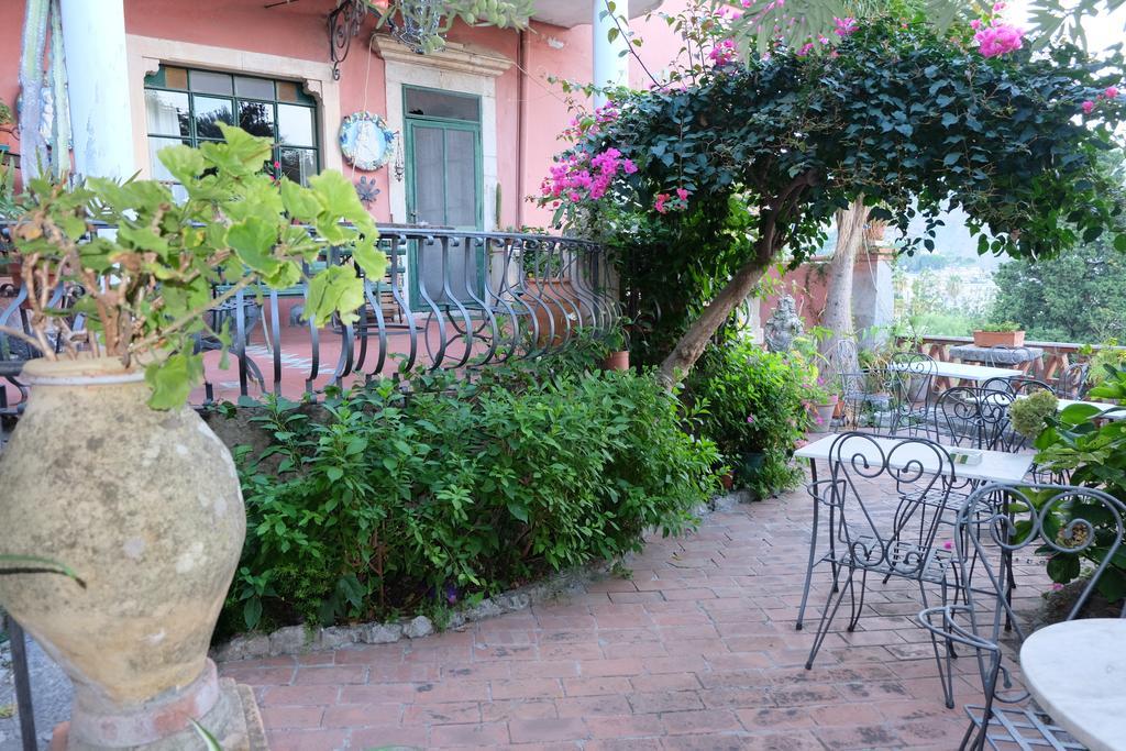Hotel Villa Nettuno Taormina Buitenkant foto